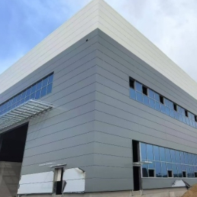 Wear Resistant Steel Structure Metal Workshop Buildings Corrosion Inhibiting Color Tones